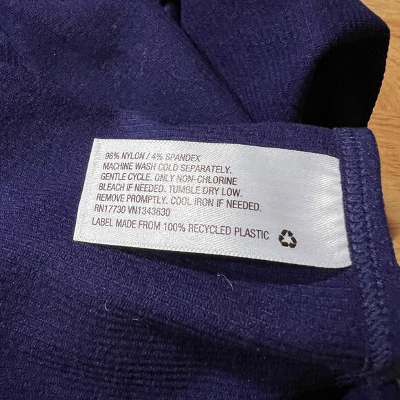 A New Day Women's Slim Fit Seamless Cropped Muscle Tank - Size Large - NWT - Picture 3 of 7